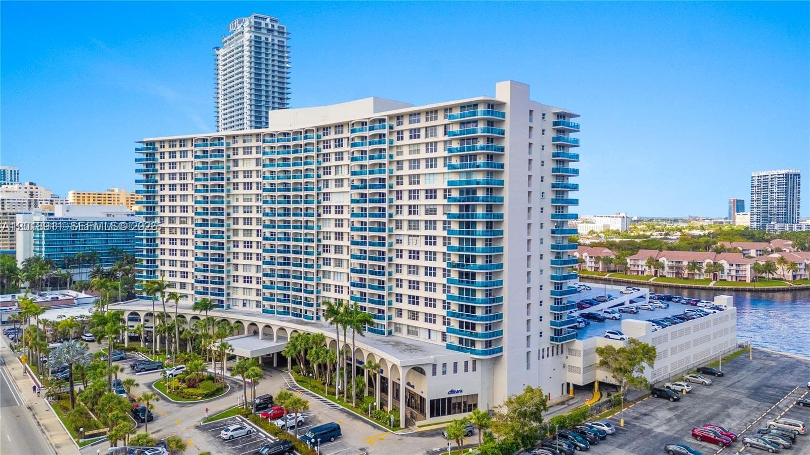 3800 Ocean Dr 1114 photo 2