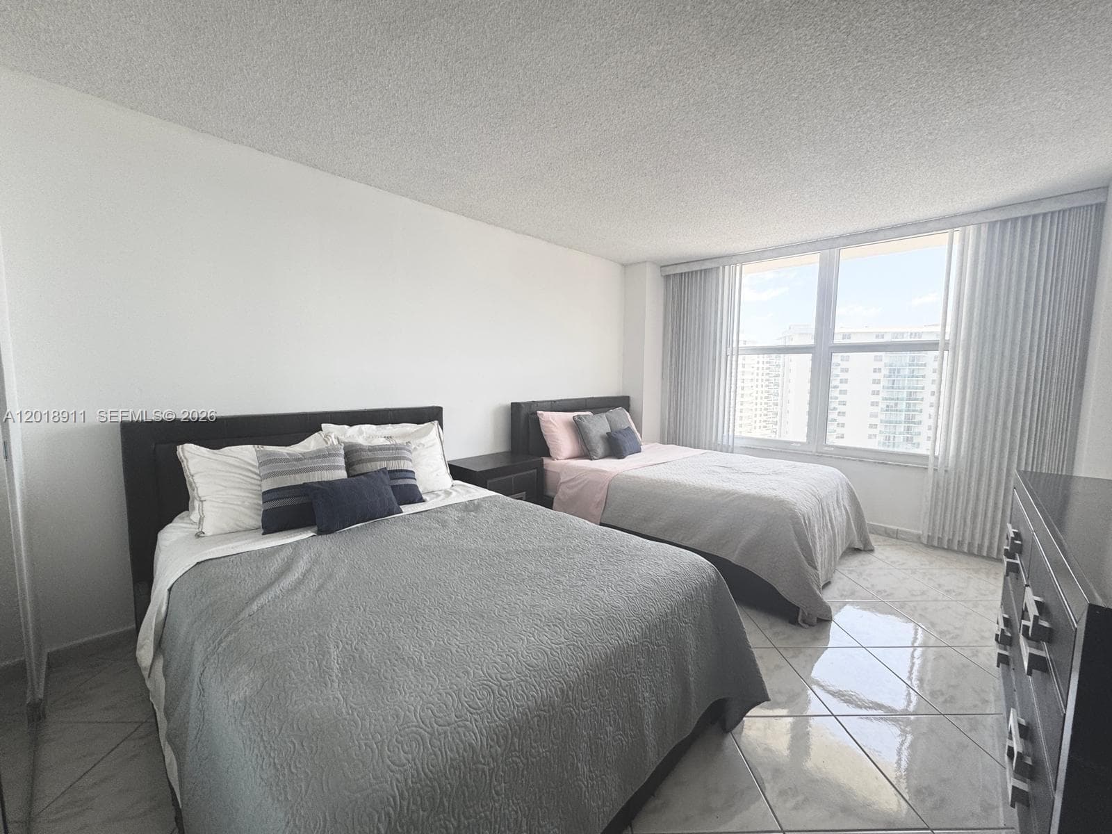3800 Ocean Dr 1114 photo 16
