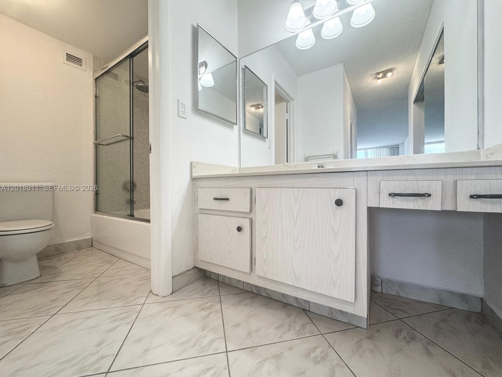 3800 Ocean Dr 1114 photo 20