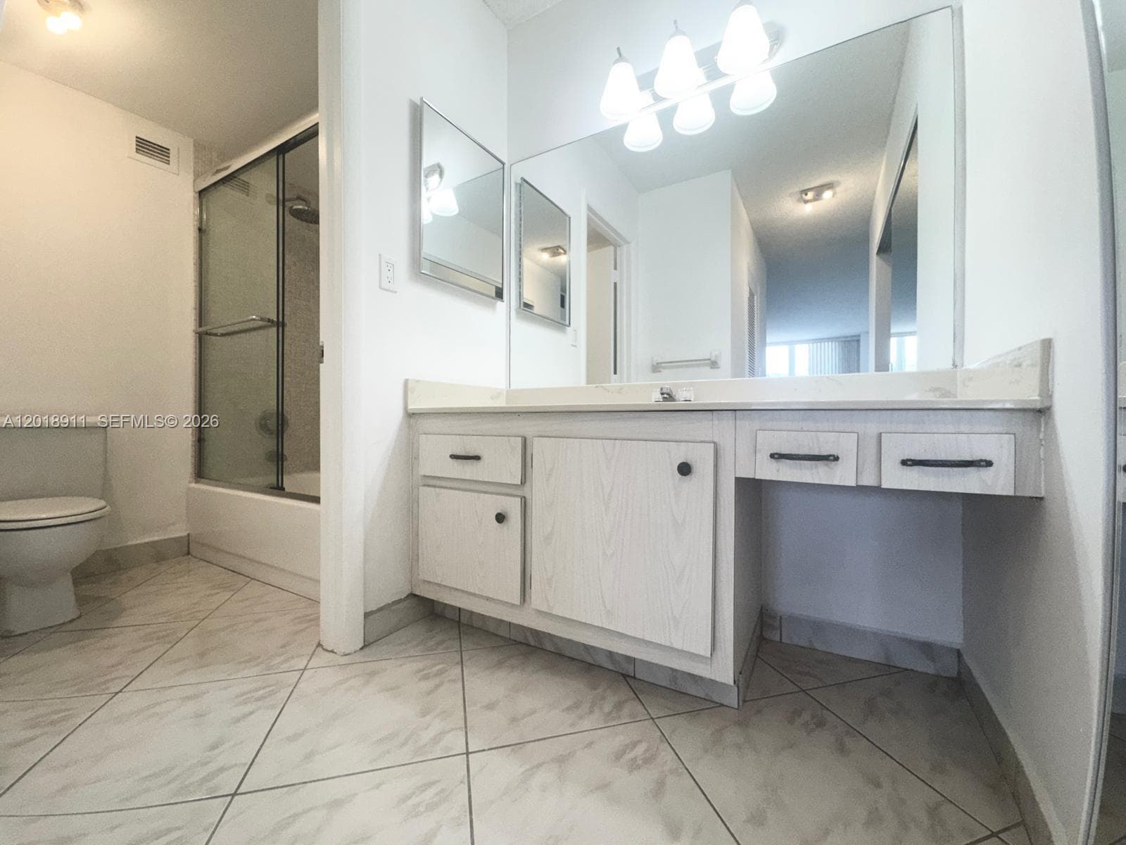 3800 Ocean Dr 1114 photo 19
