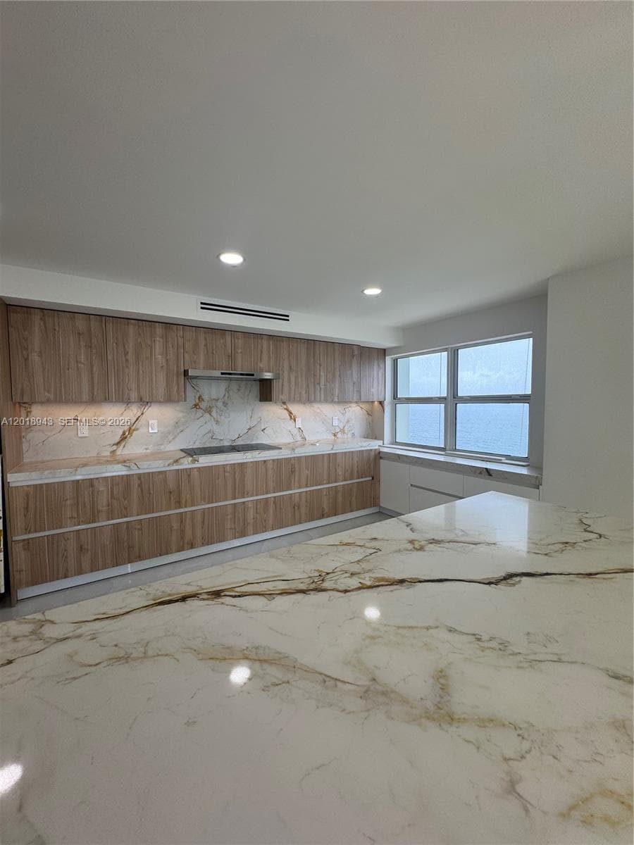 3400 Galt Ocean Dr 702S photo 9