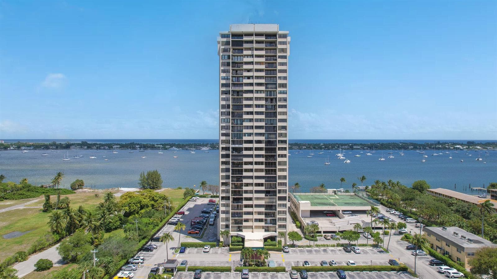 5600 N Flagler Drive 1502 photo 2