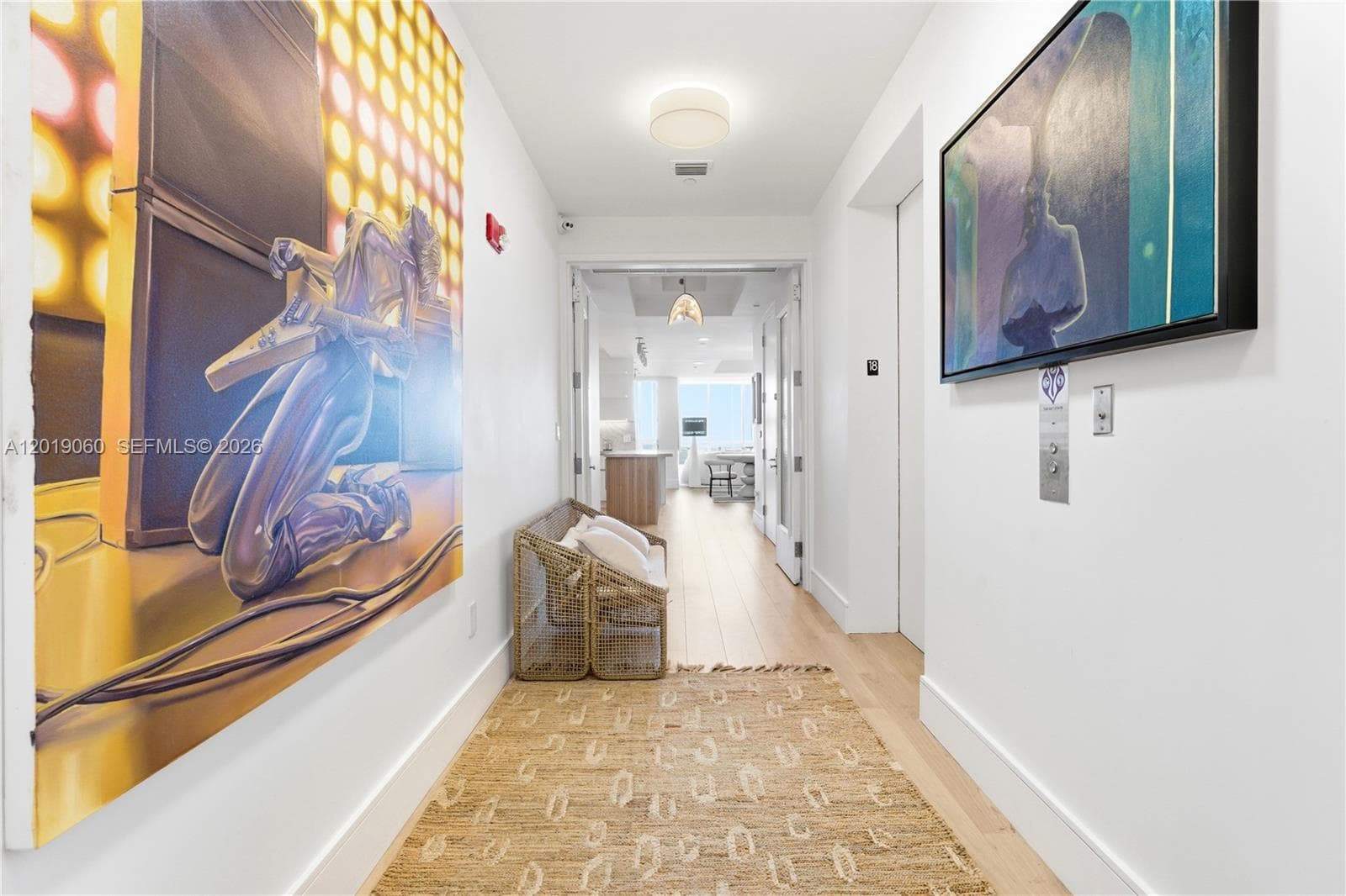 100 Pointe Dr 1807 photo 16