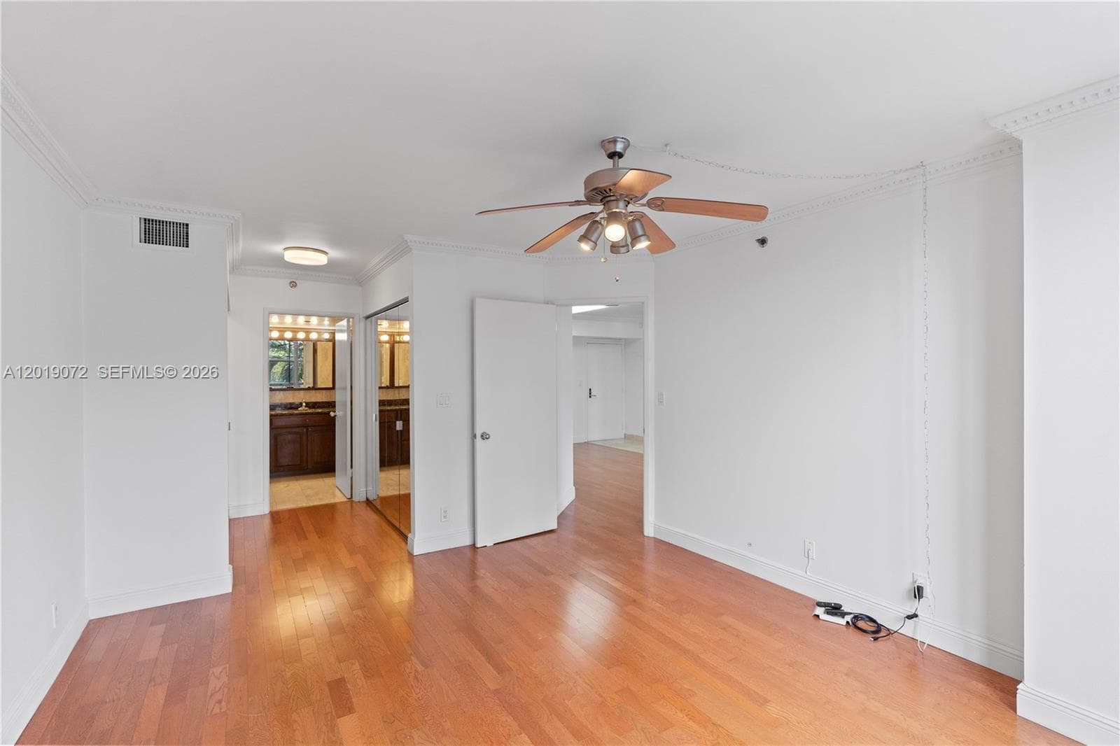 3600 Mystic Pointe Dr 310 photo 12