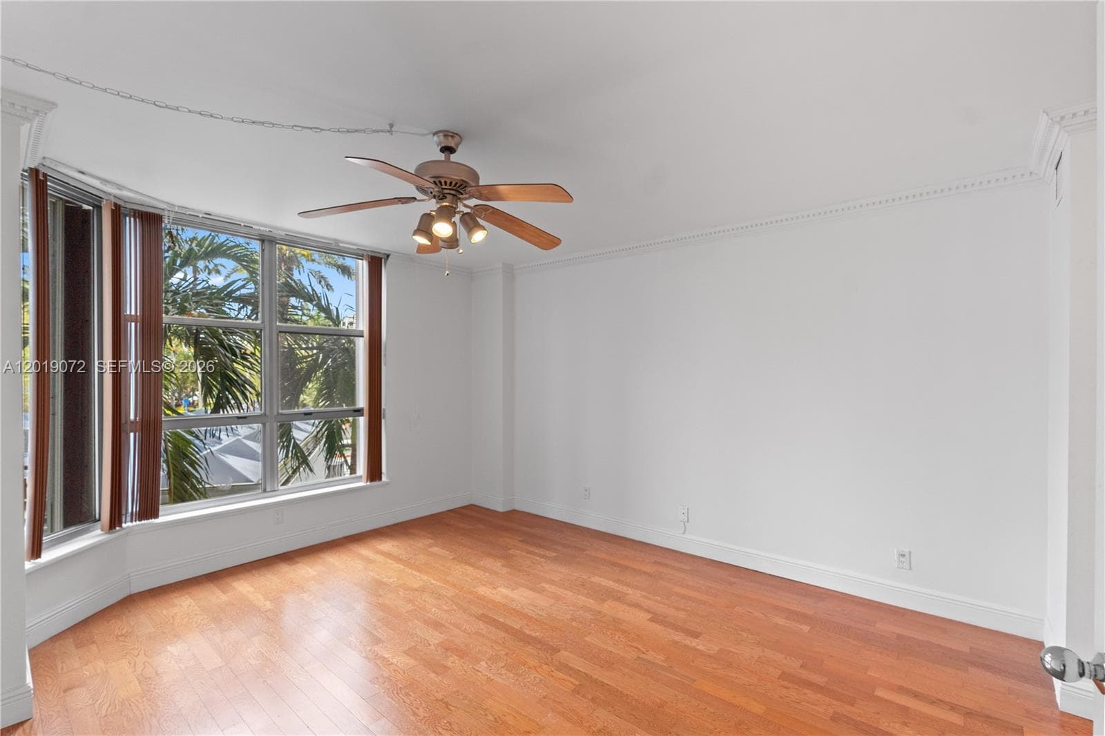 3600 Mystic Pointe Dr 310 photo 11