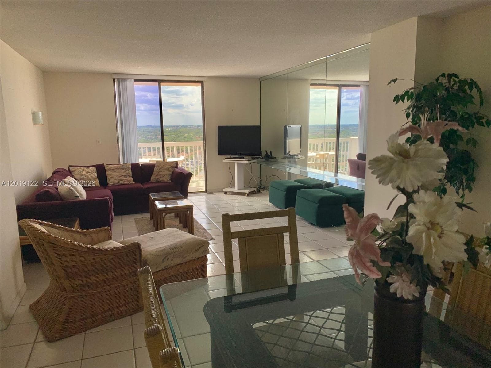 1500 S Ocean Dr 17E photo 12