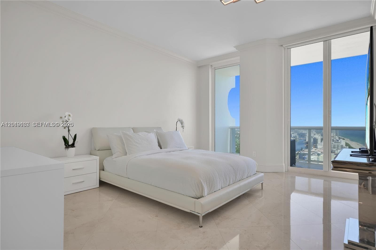 4779 Collins Ave PH 4301 photo 13