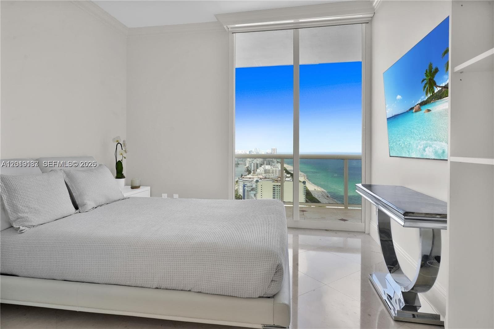 4779 Collins Ave PH 4301 photo 17