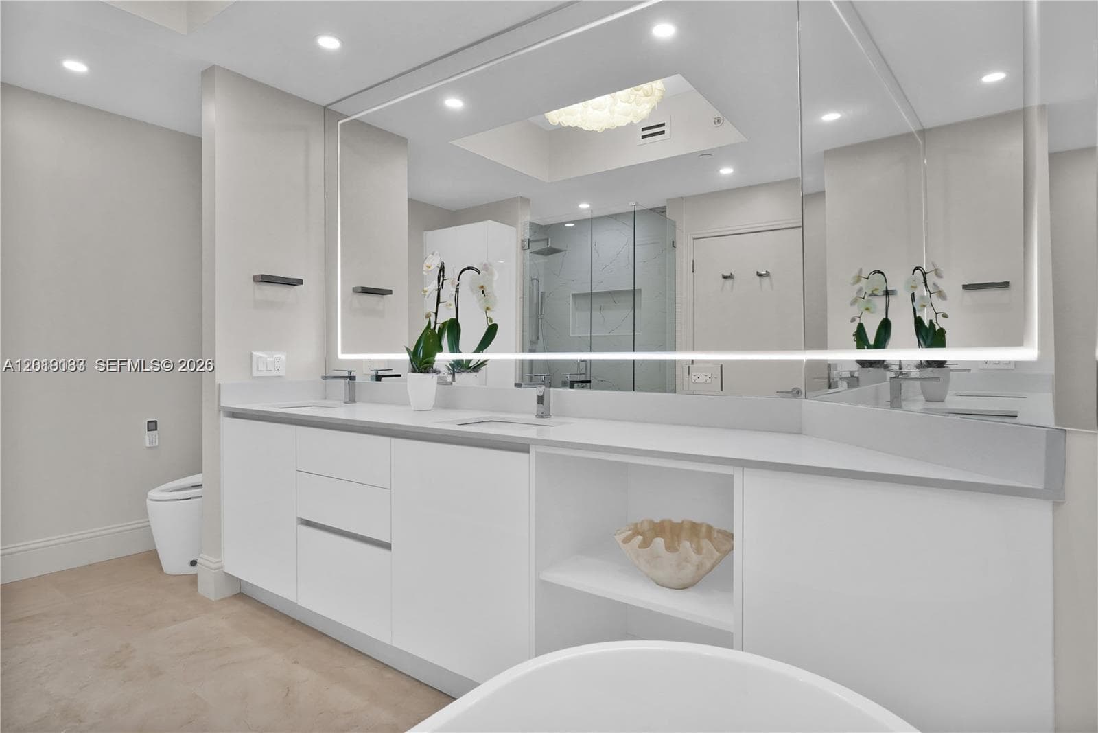 4779 Collins Ave PH 4301 photo 16