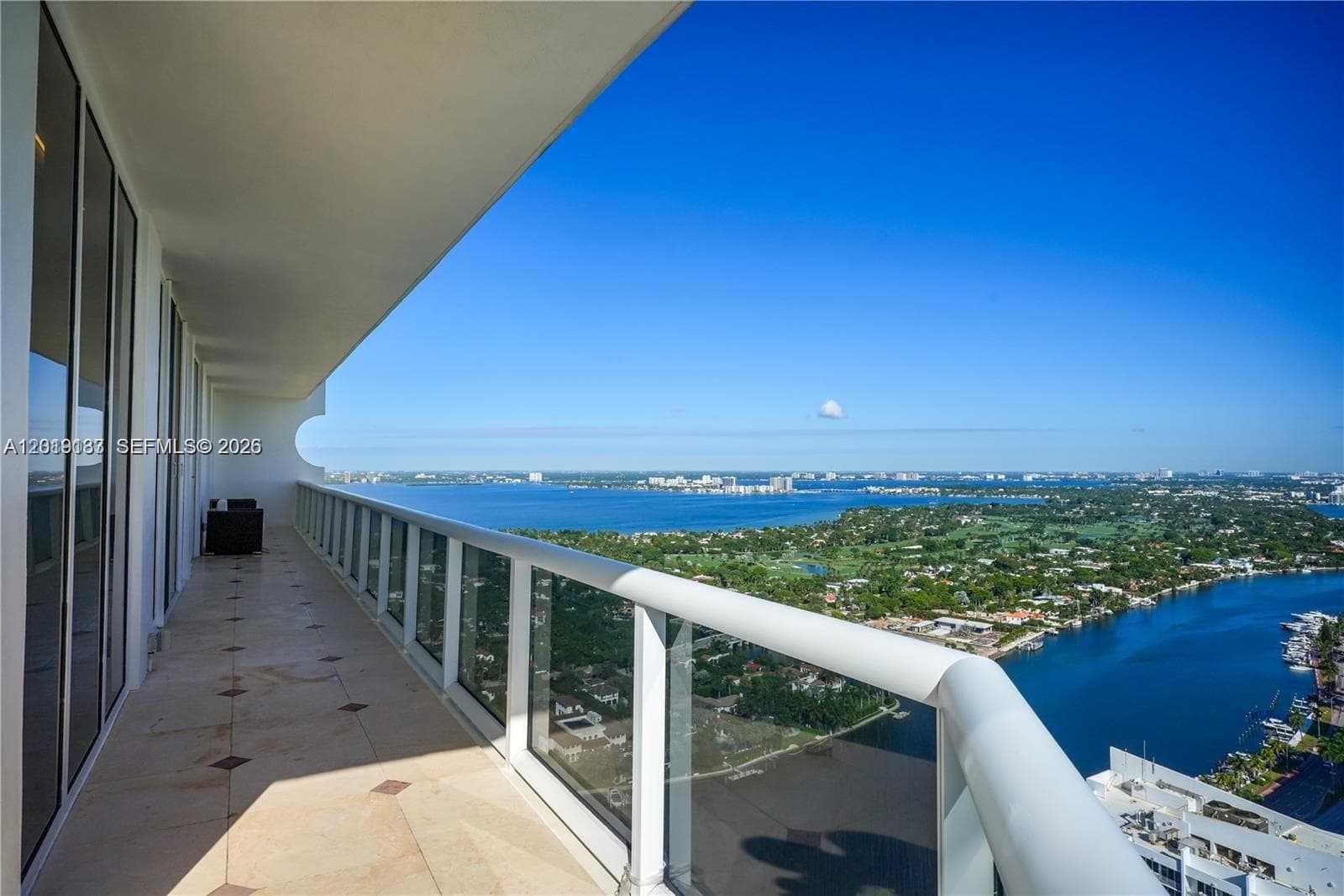 4779 Collins Ave PH 4301 photo 22