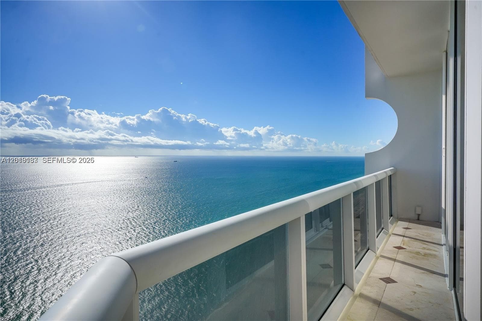 4779 Collins Ave PH 4301 photo 24
