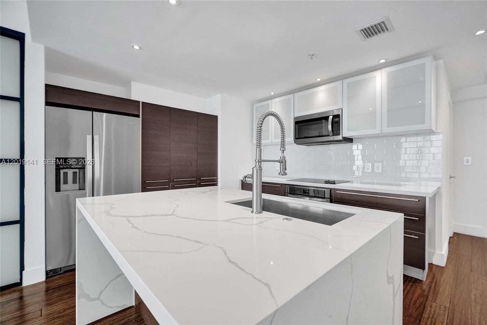 1900 Bayshore Dr 2204 photo 13