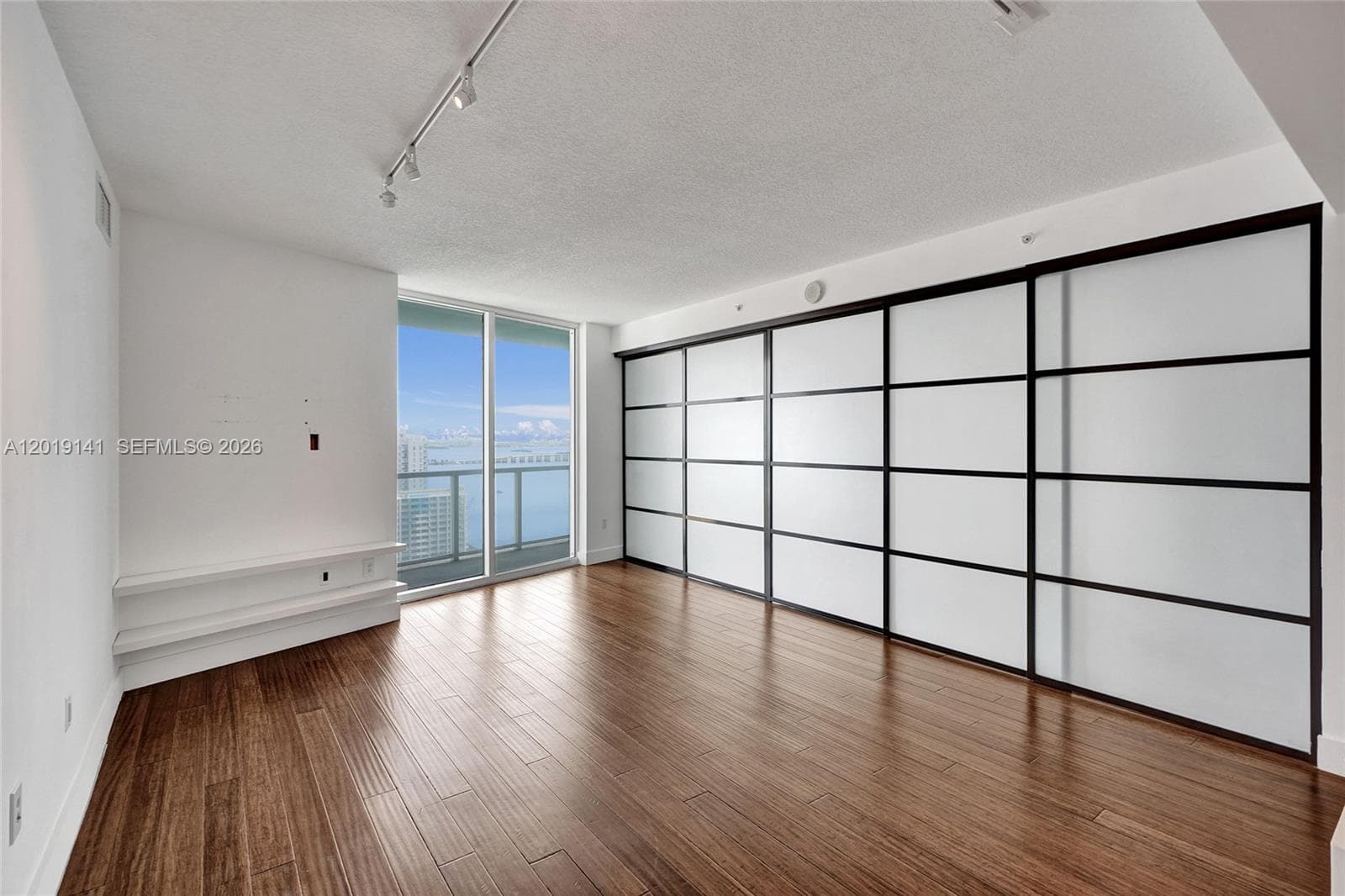 1900 Bayshore Dr 2204 photo 17