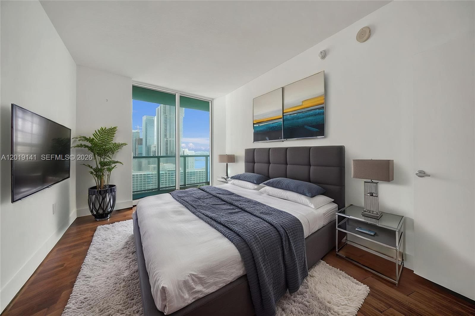 1900 Bayshore Dr 2204 photo 5