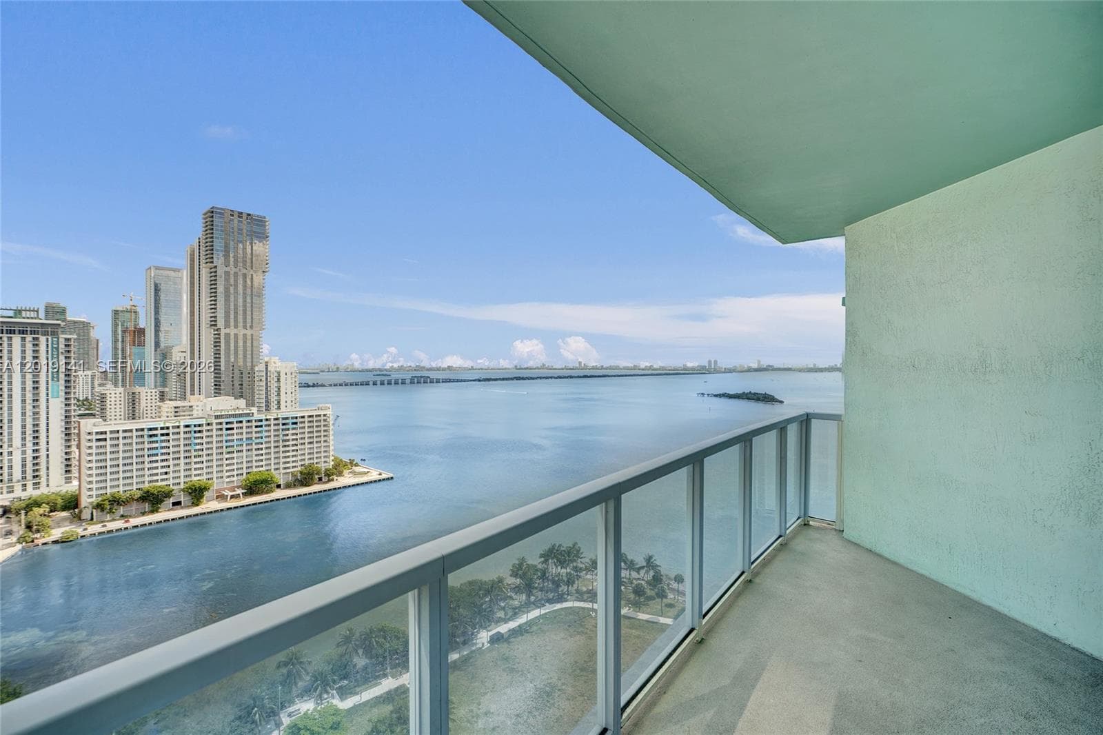 1900 Bayshore Dr 2204 photo 19