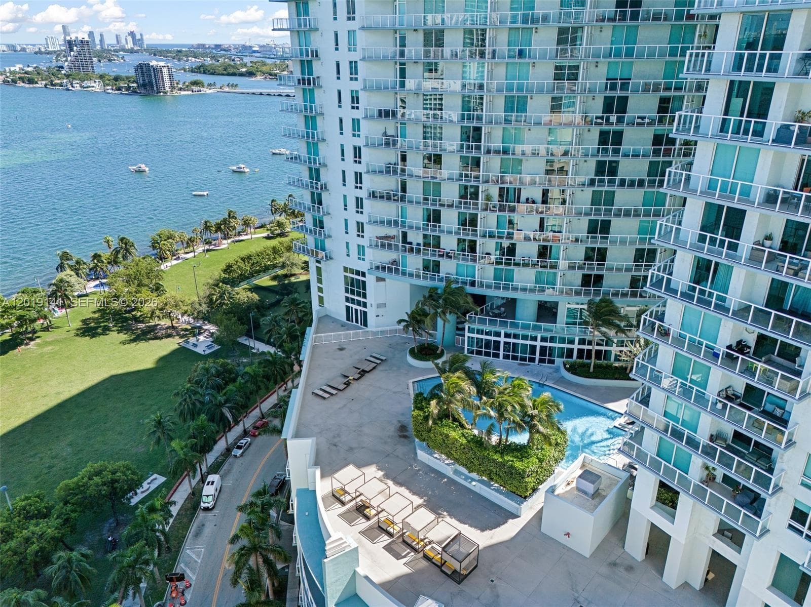 1900 Bayshore Dr 2204 photo 21