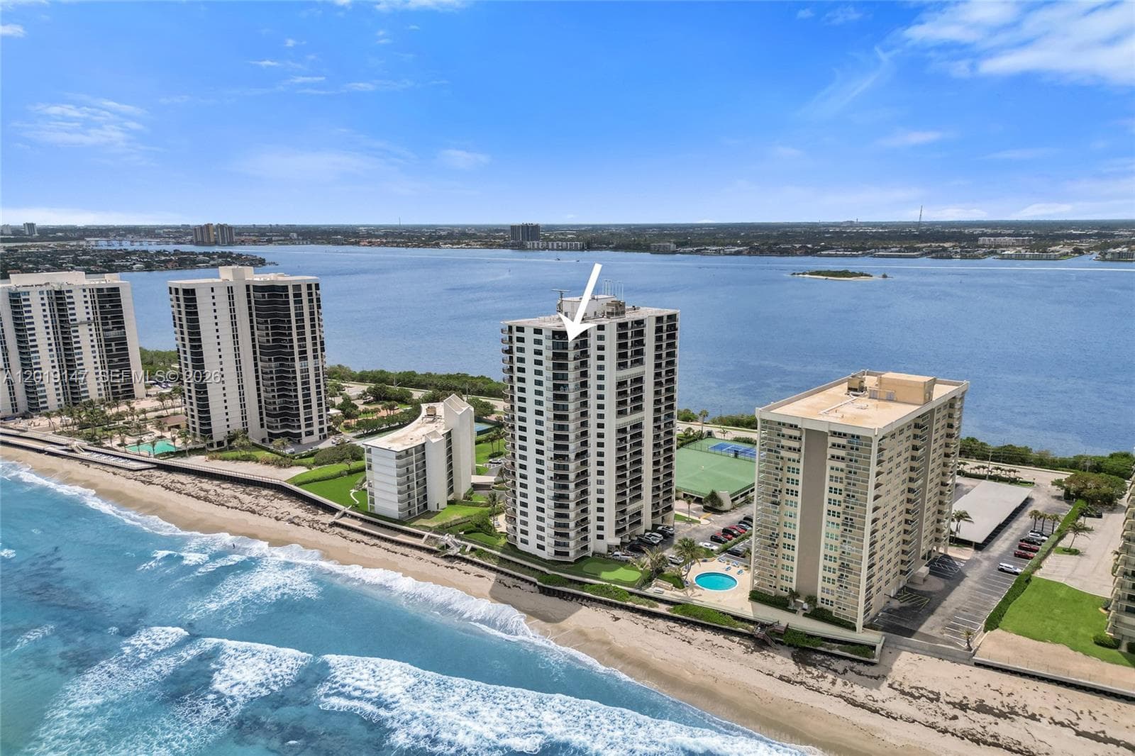 5420 Ocean Dr 2201 photo 3