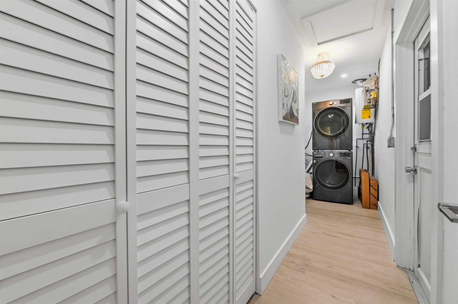 511 SE 9th Avenue photo 21