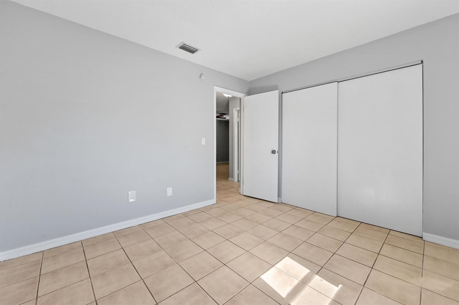 4550 SE Salvatori Road photo 17