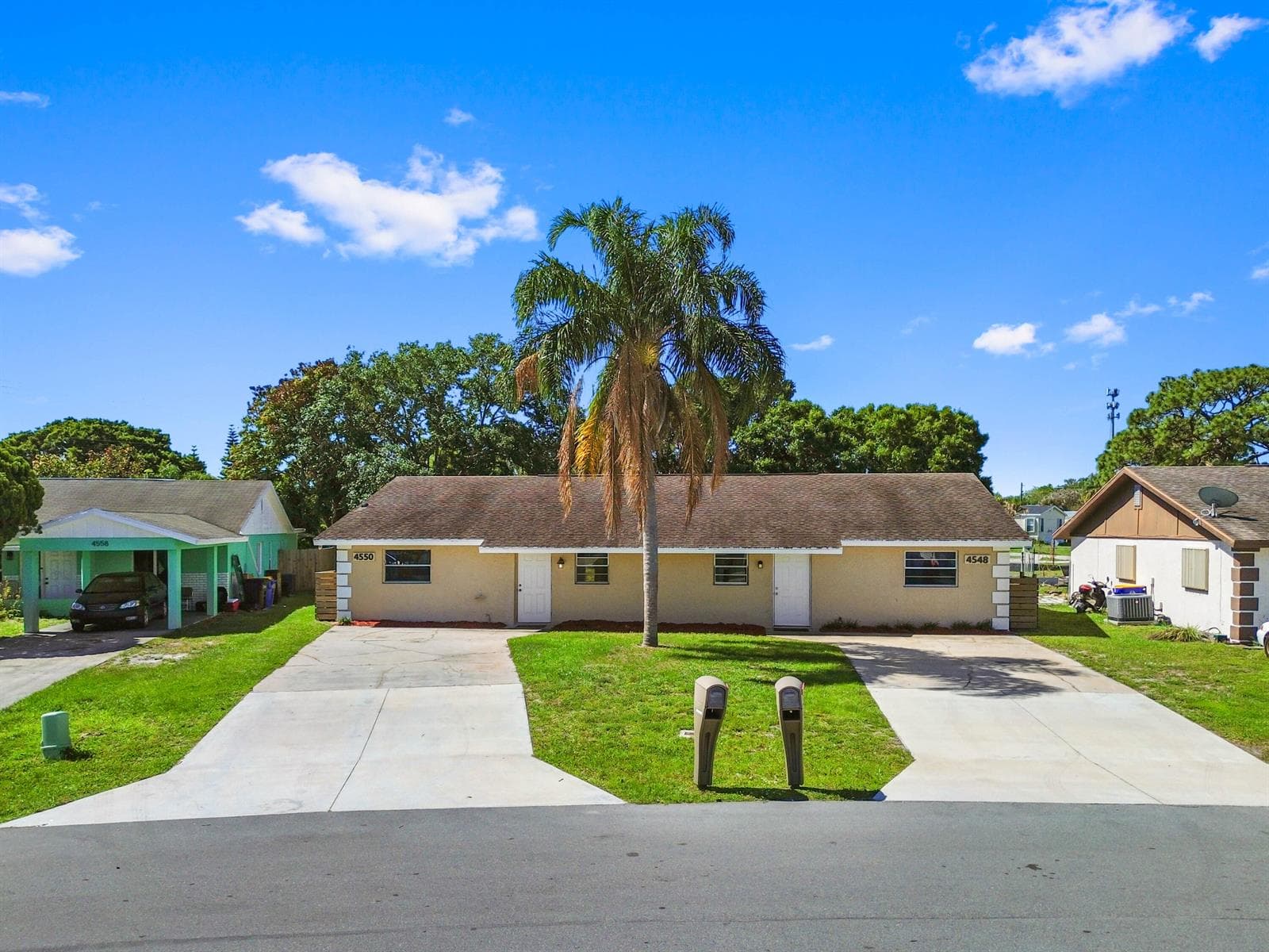 4548 SE Salvatori Road photo 1