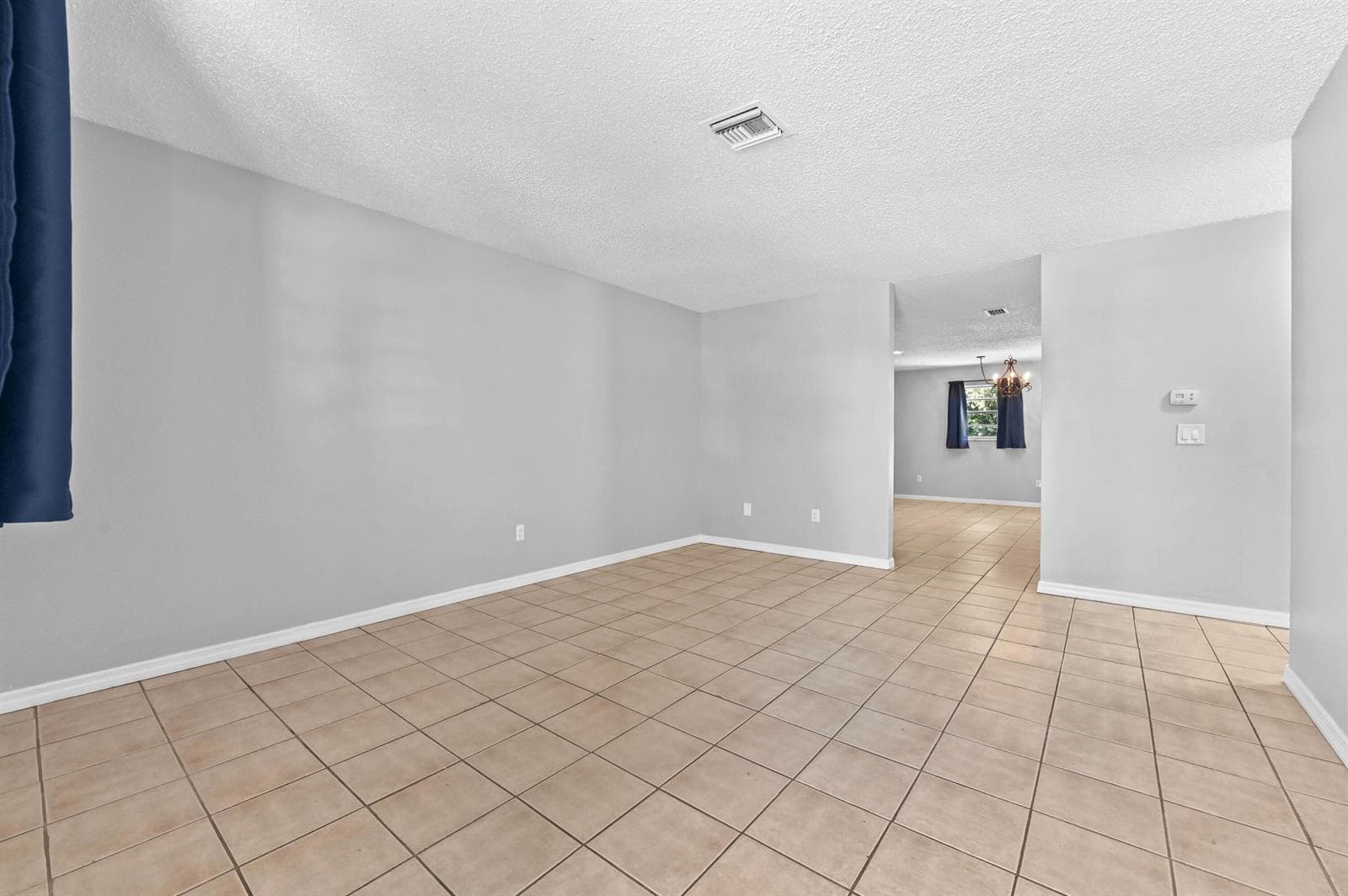 4548 SE Salvatori Road photo 4