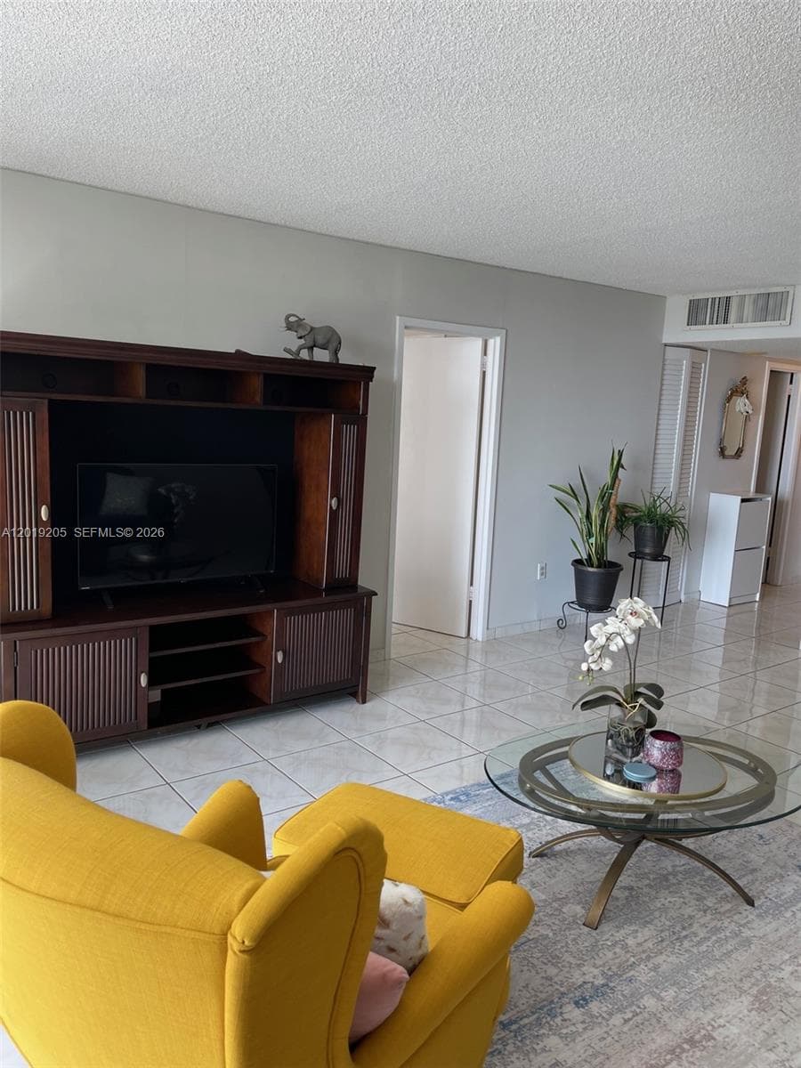 5701 Collins Ave 511 photo 7