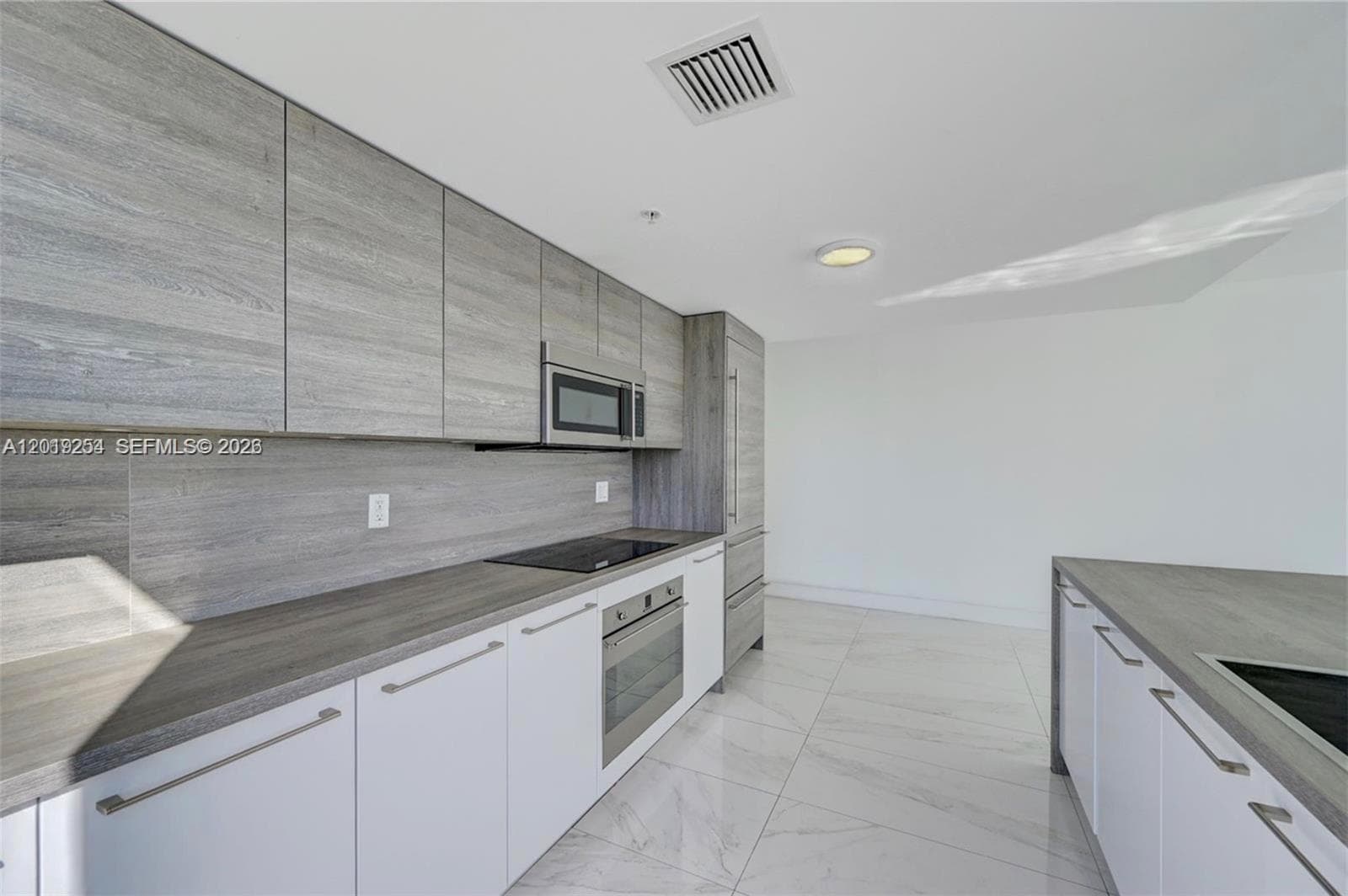 400 Sunny Isles Blvd 801 photo 7