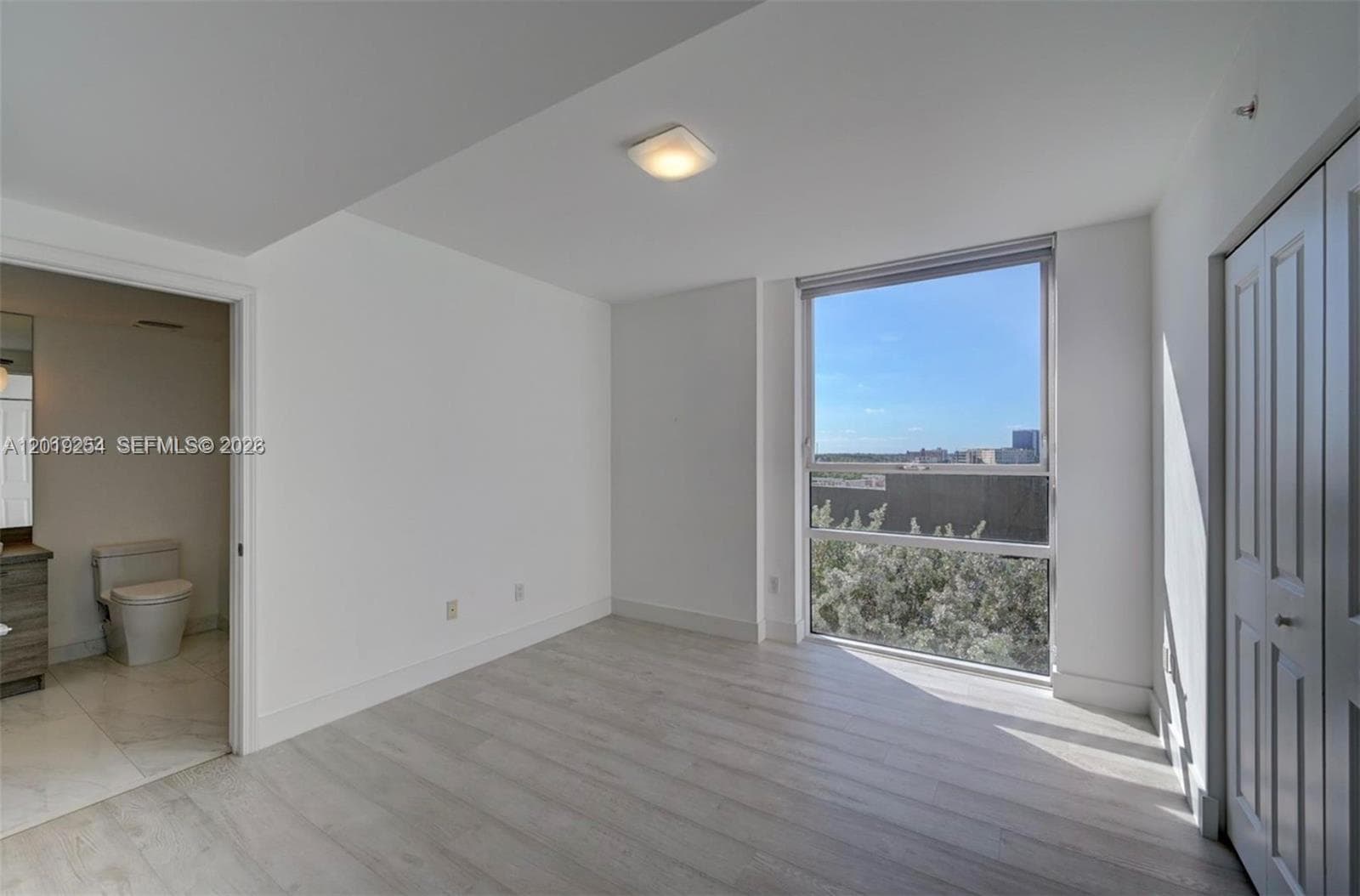 400 Sunny Isles Blvd 801 photo 20