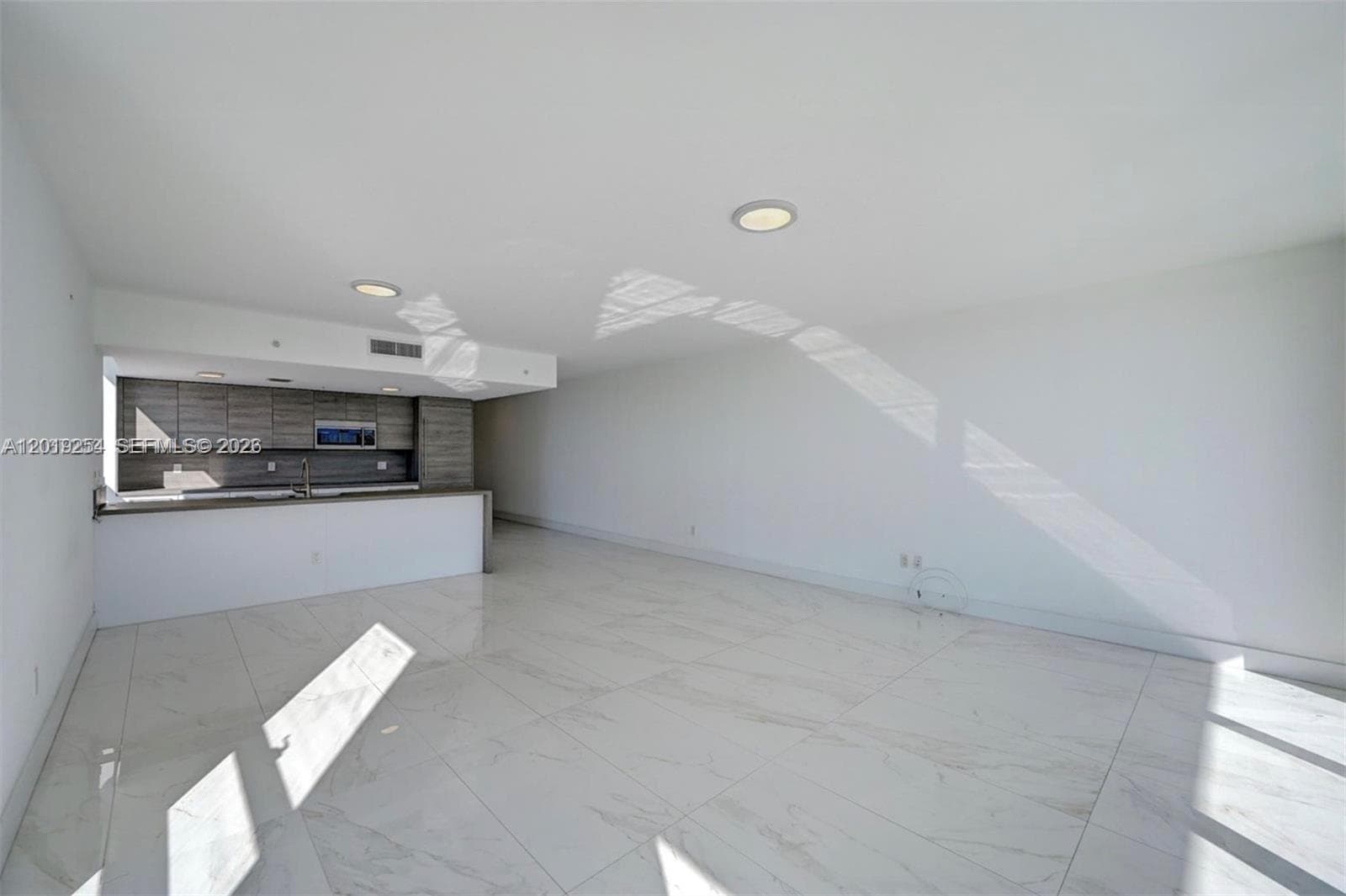 400 Sunny Isles Blvd 801 photo 10