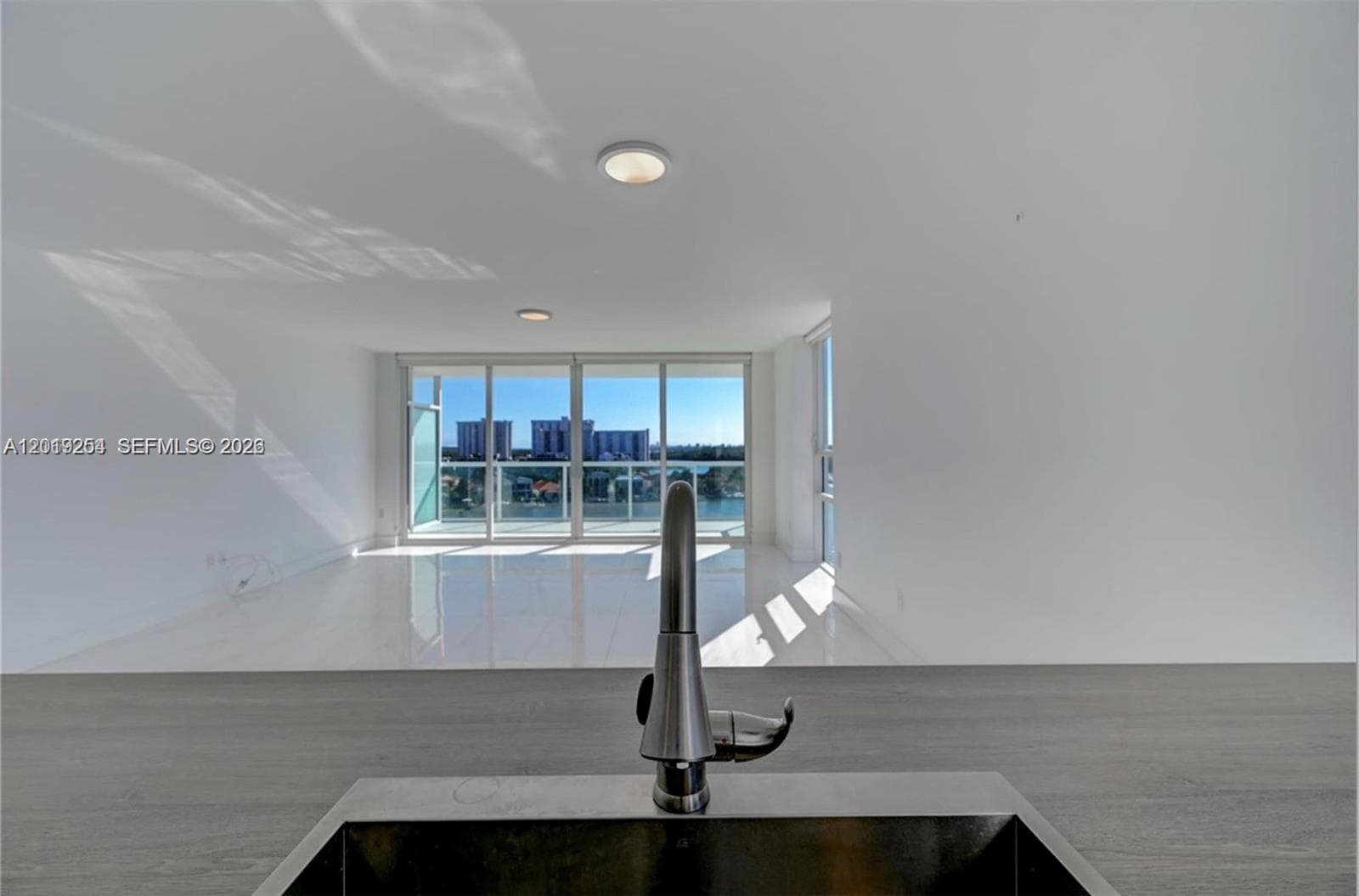 400 Sunny Isles Blvd 801 photo 8