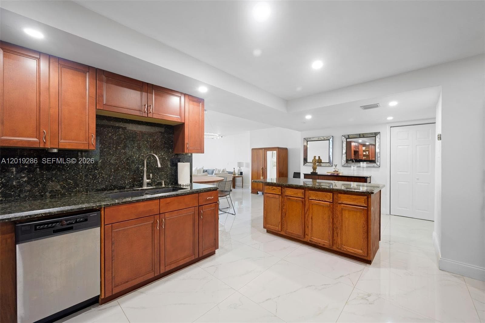 500 Three Islands Blvd 206 photo 13