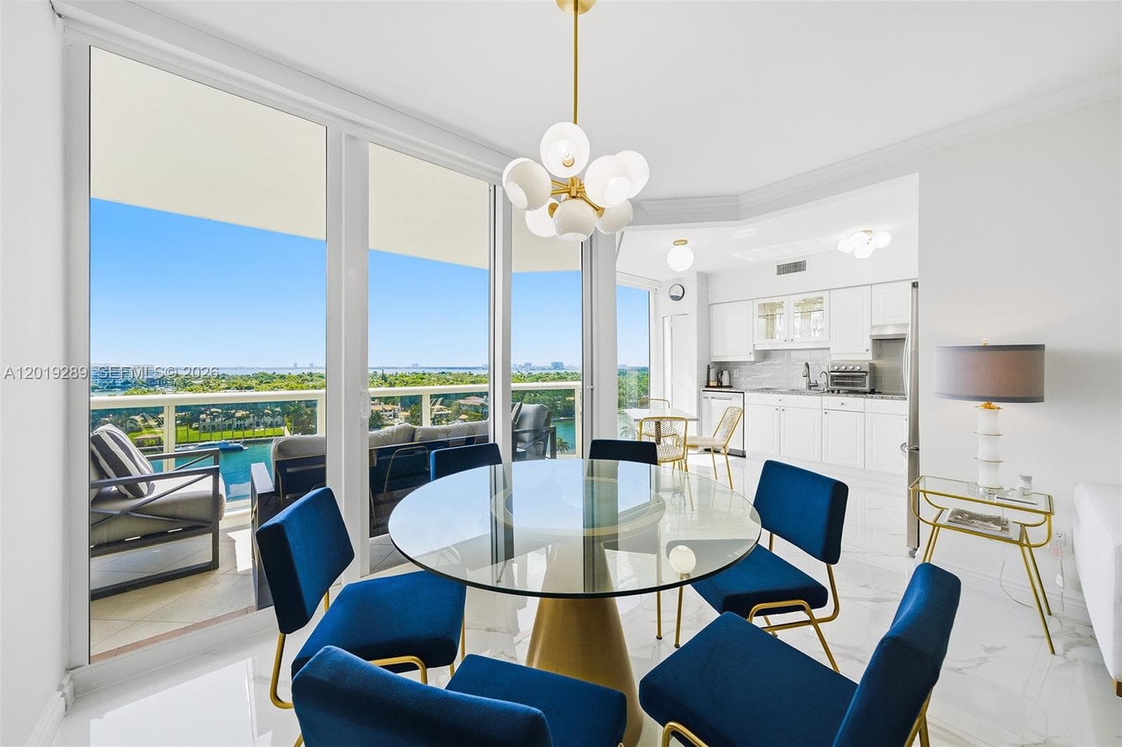 4779 Collins Ave 1206 photo 5