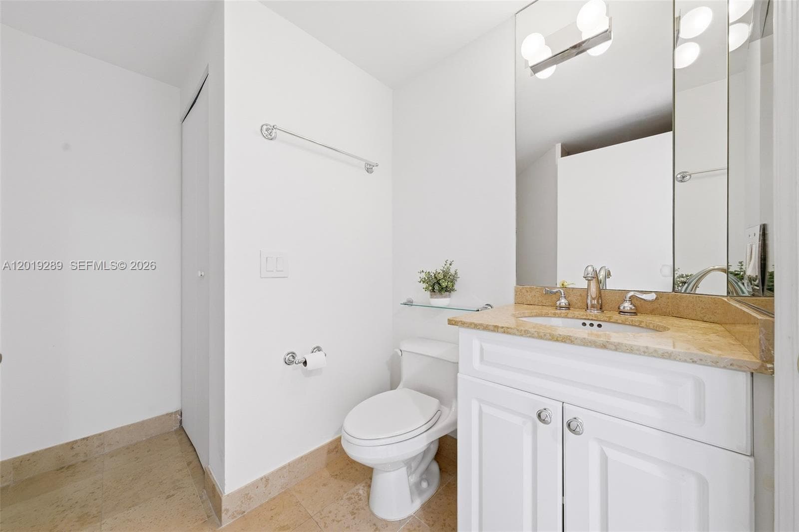 4779 Collins Ave 1206 photo 14