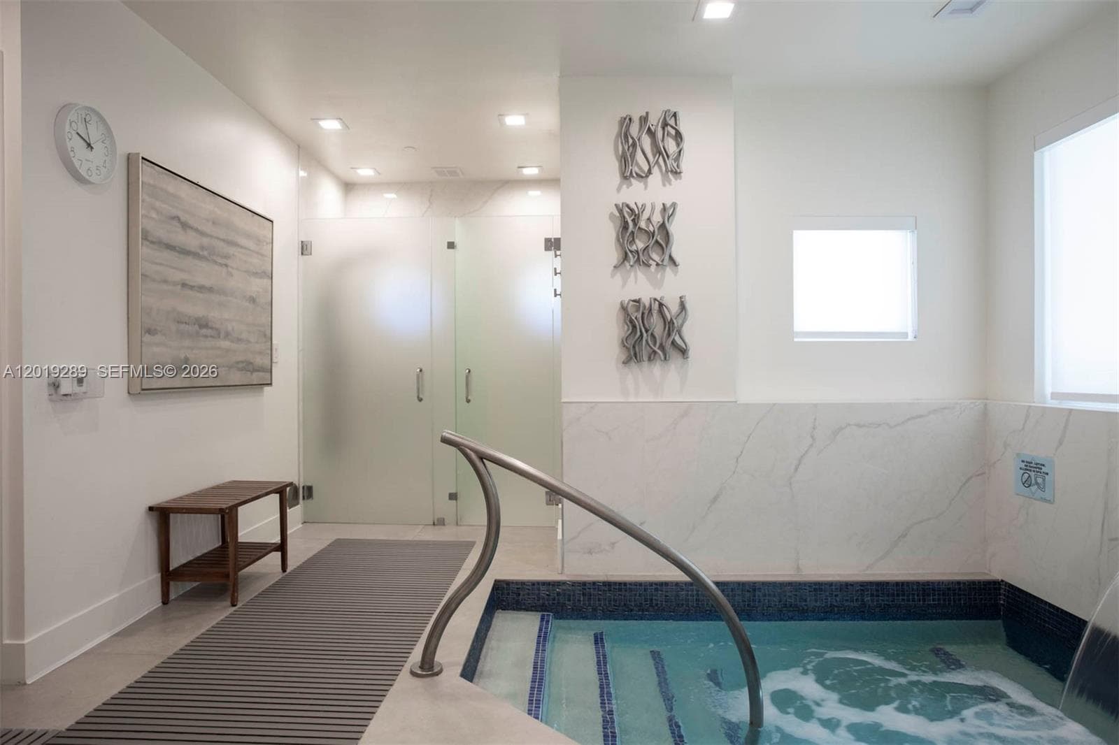 4779 Collins Ave 1206 photo 19