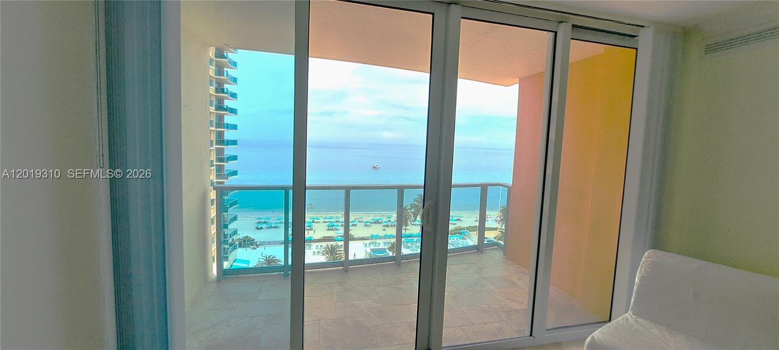 2501 Ocean Dr 1021 photo 6