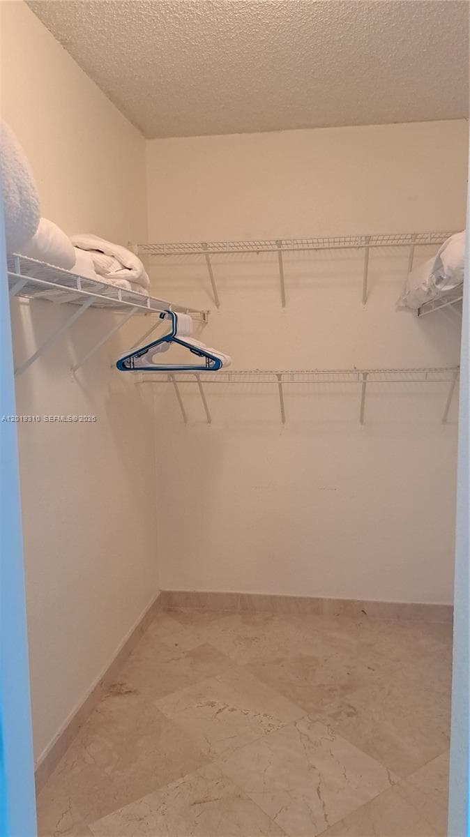 2501 Ocean Dr 1021 photo 17
