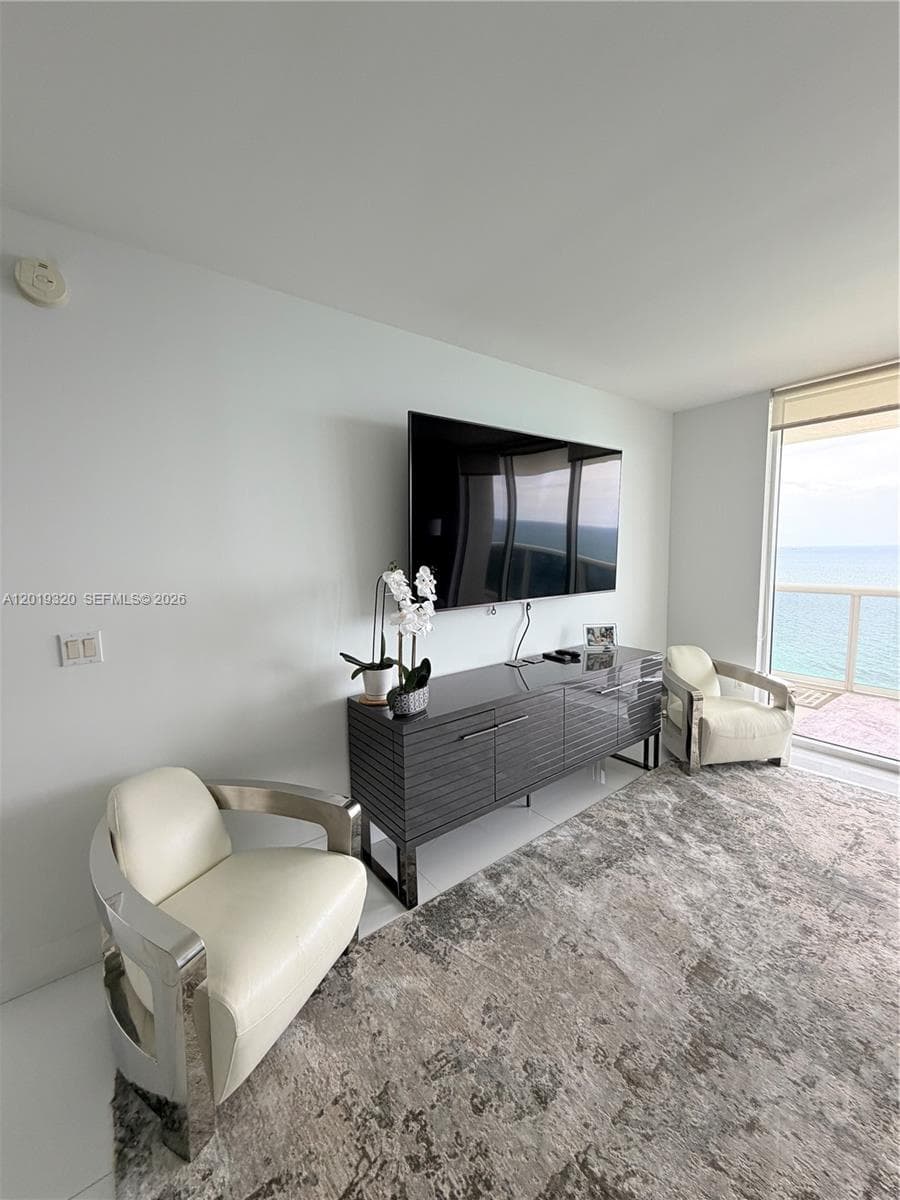 1800 Ocean Dr 3002 photo 6