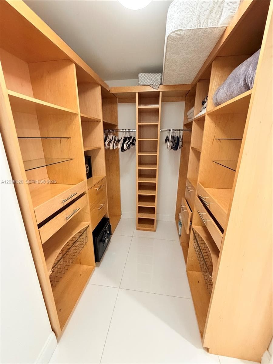1800 Ocean Dr 3002 photo 12