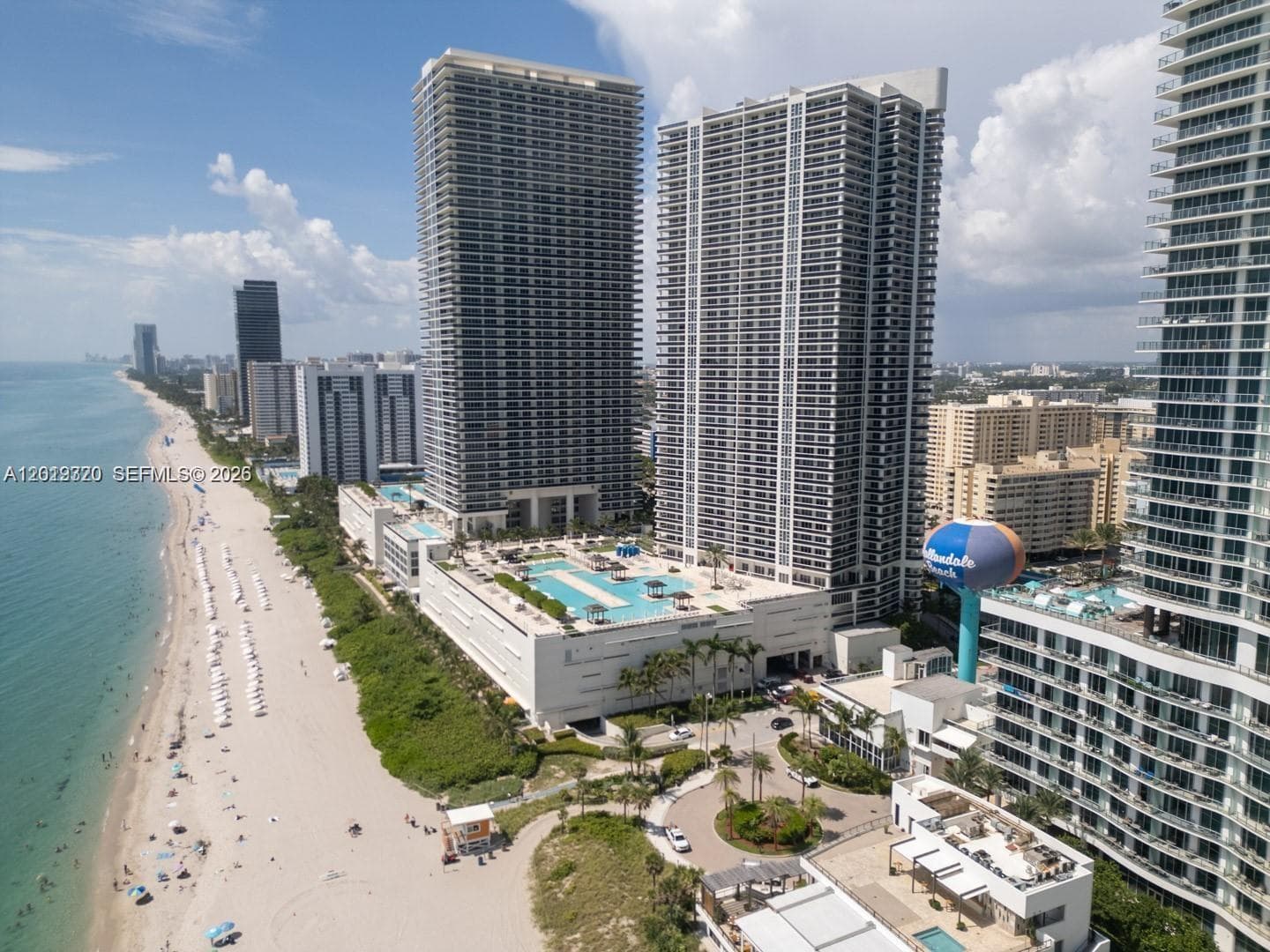 1800 Ocean Dr 3002 photo 1