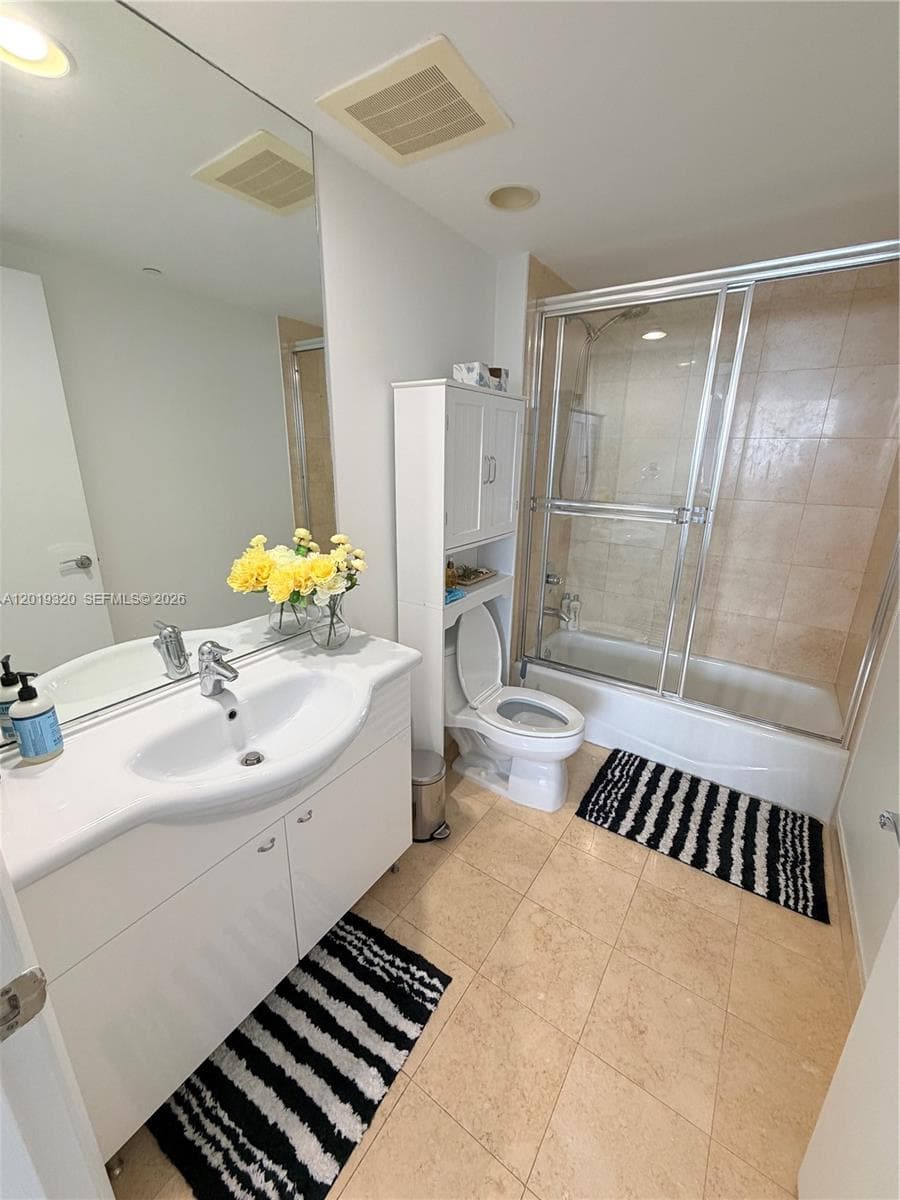 1800 Ocean Dr 3002 photo 19