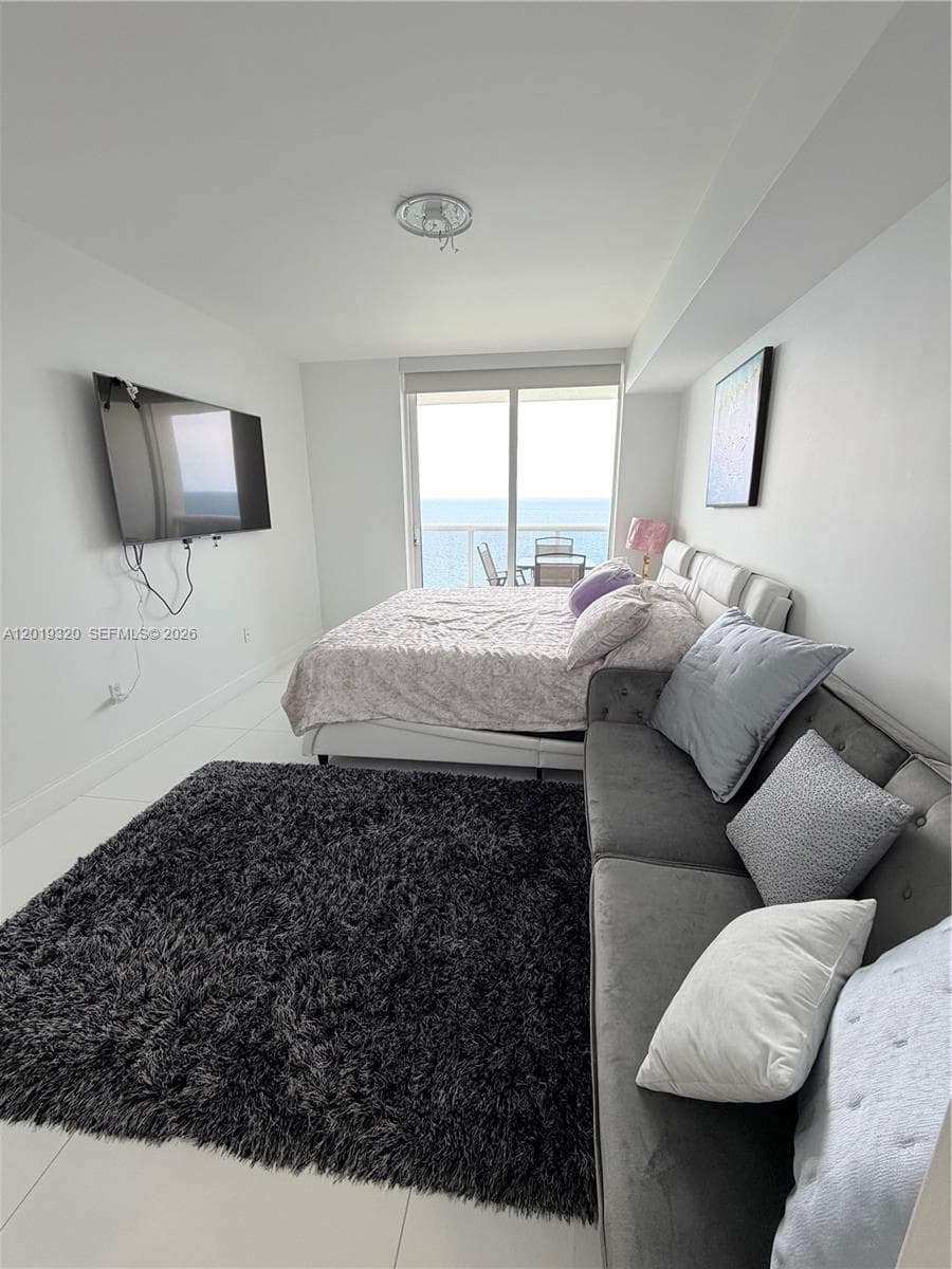 1800 Ocean Dr 3002 photo 8