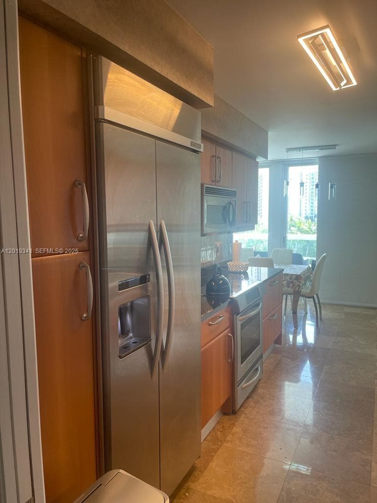 16500 Collins Ave 652 photo 7