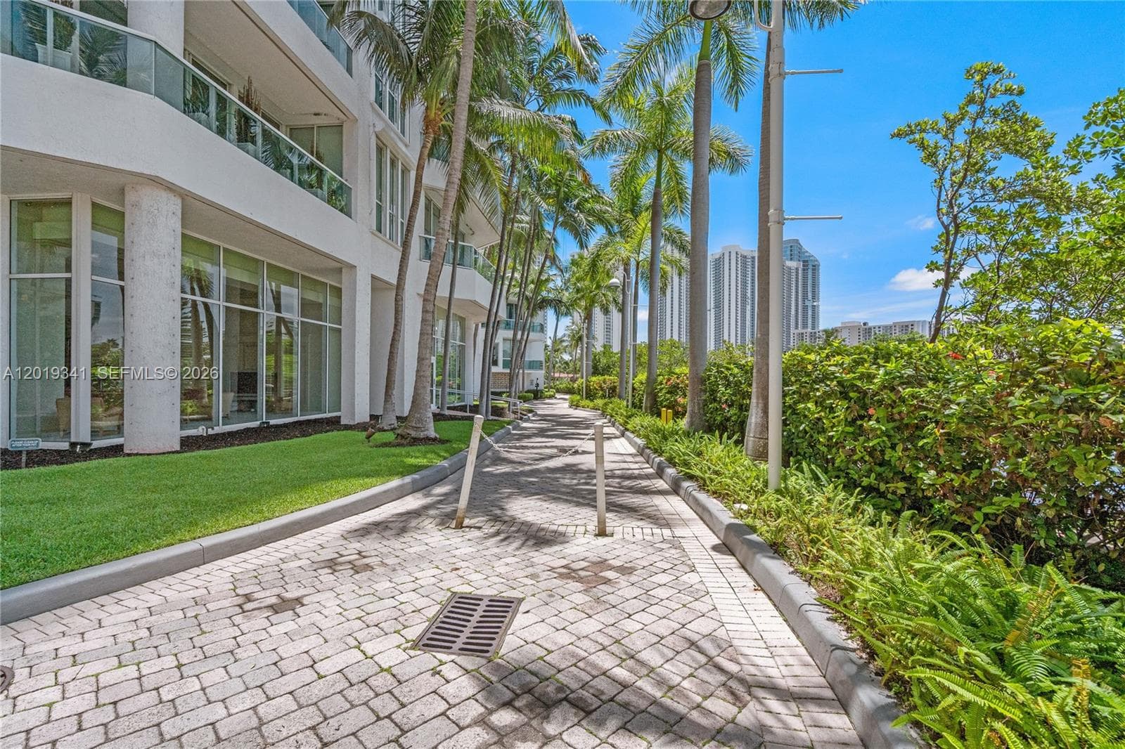 16500 Collins Ave 652 photo 24