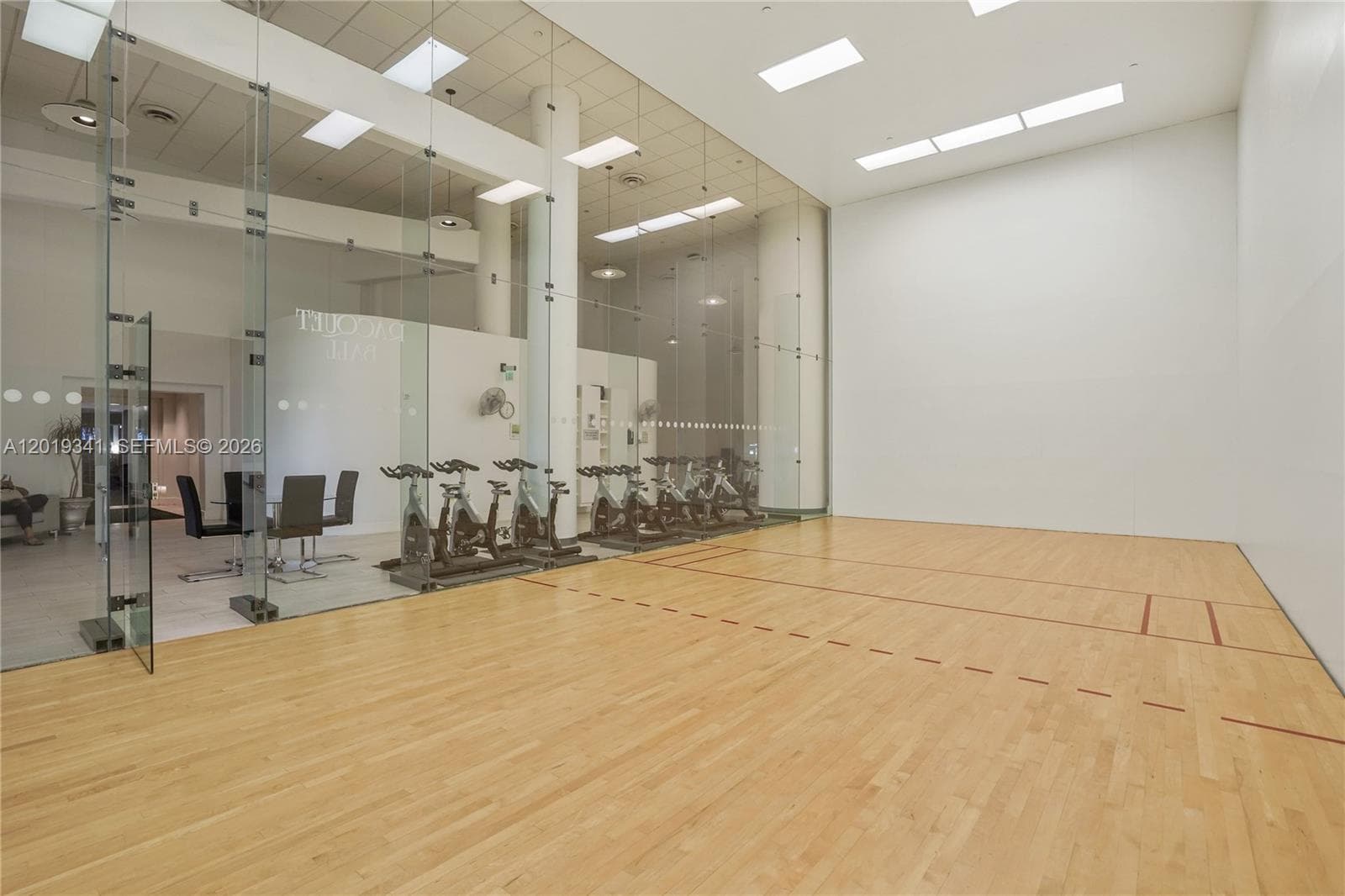 16500 Collins Ave 652 photo 11