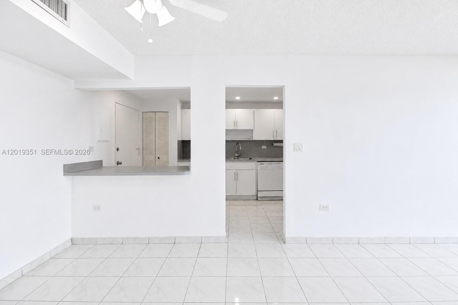 7135 Collins Ave 912 photo 11
