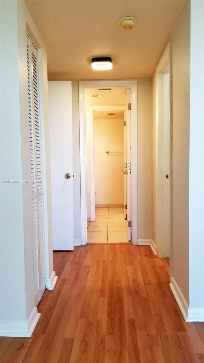 1900 Diana Dr 3E photo 10