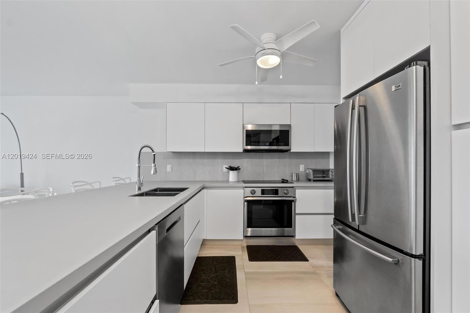 5700 Collins Ave 7J photo 7