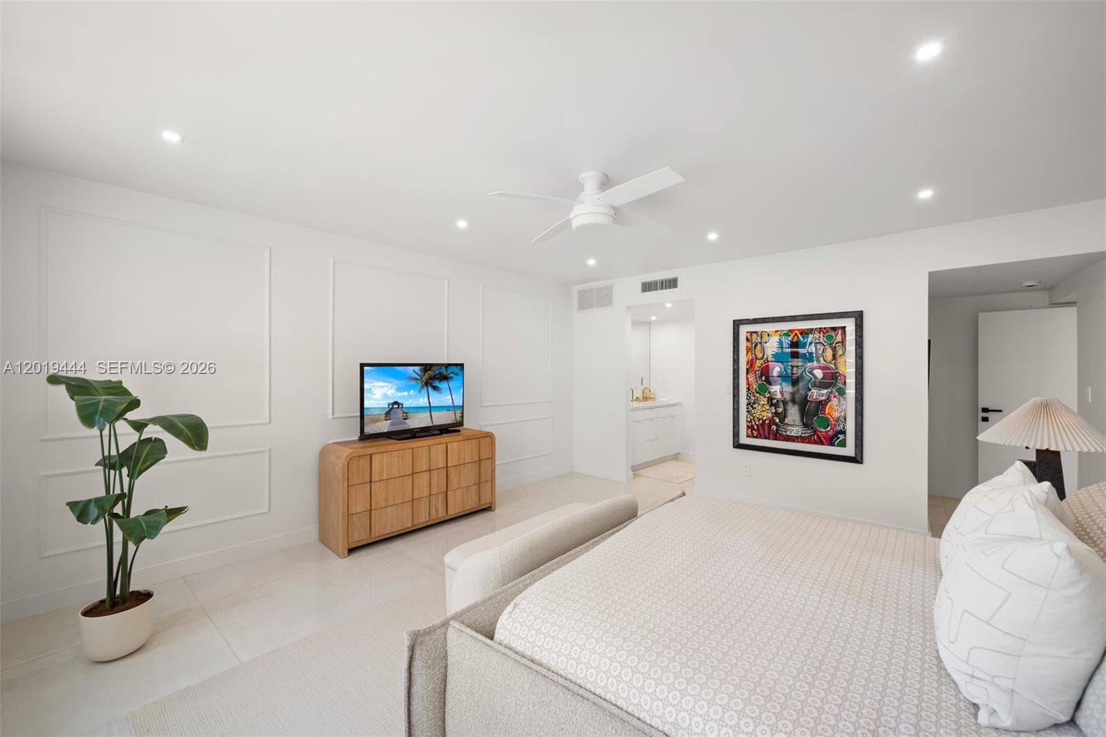 5255 Collins Ave 8F photo 18
