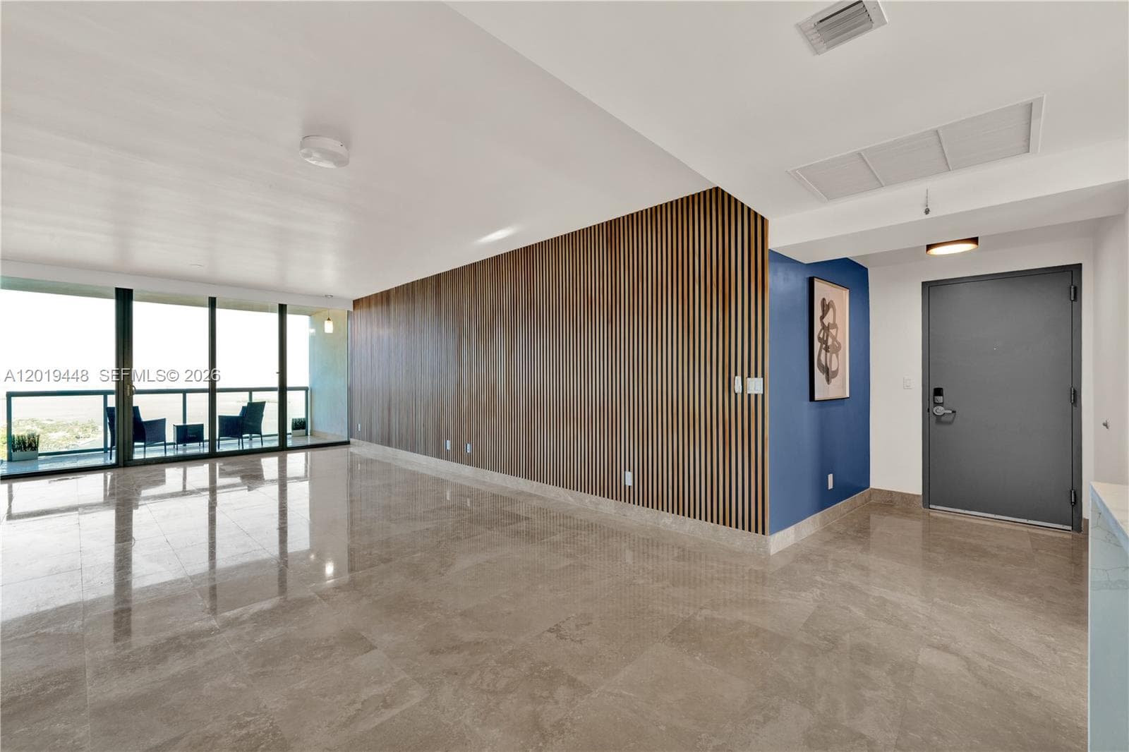 601 36th St 3010 photo 6