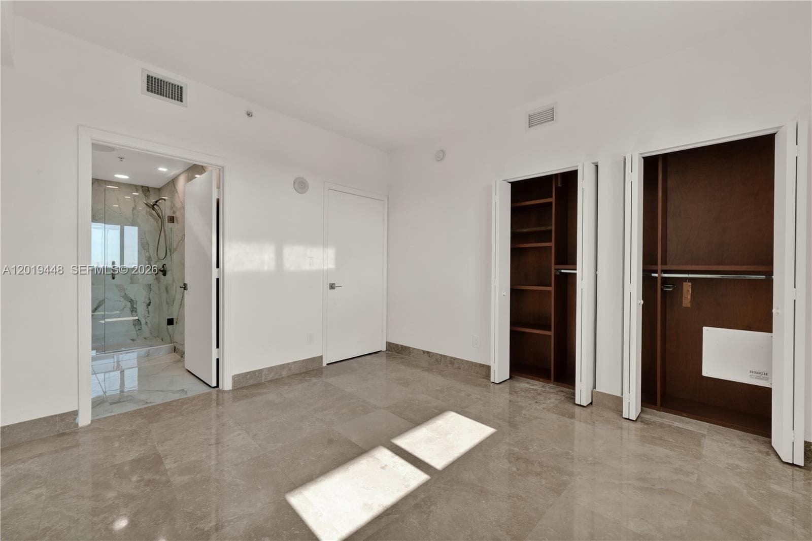 601 36th St 3010 photo 18